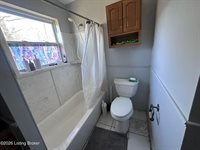 2520 Lamborne Blvd, Louisville, KY 40272