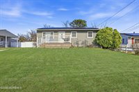 28 Bucknell Drive, Toms River, NJ 08757