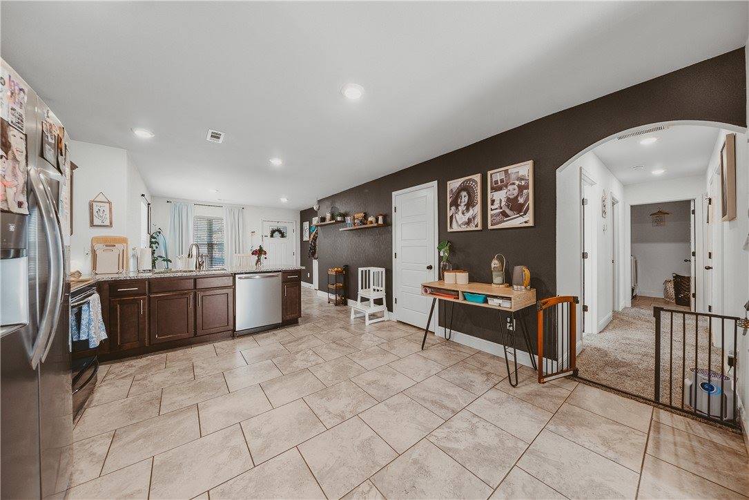 1002 East Olrich Street, Rogers, AR 72756