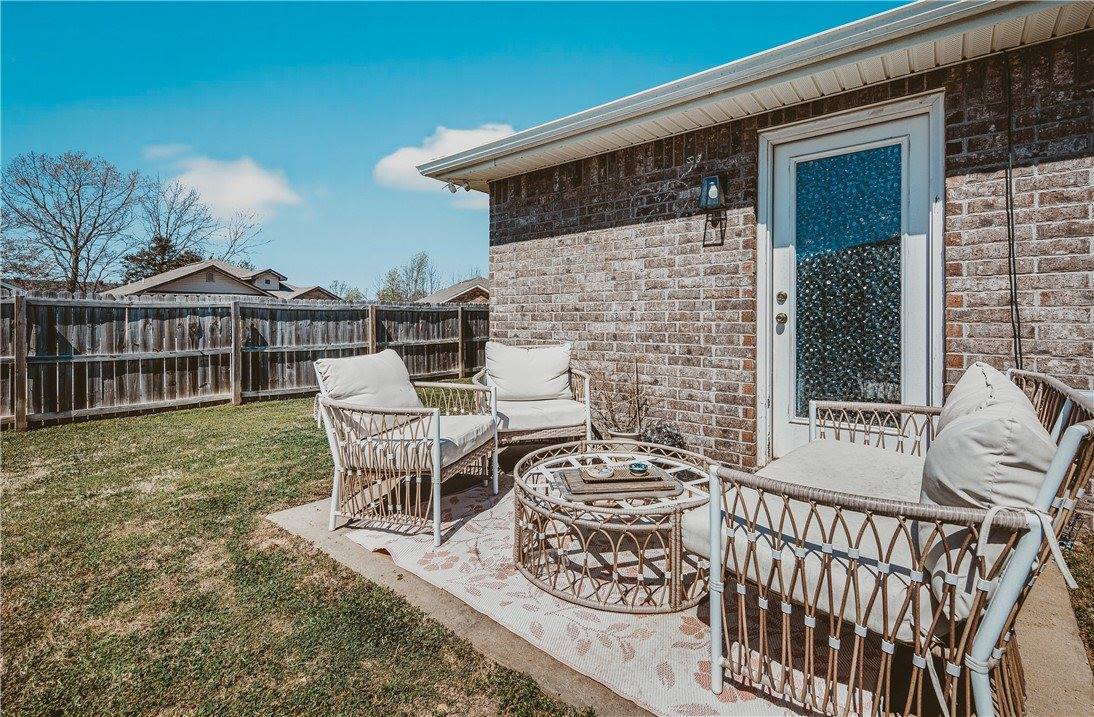 1002 East Olrich Street, Rogers, AR 72756