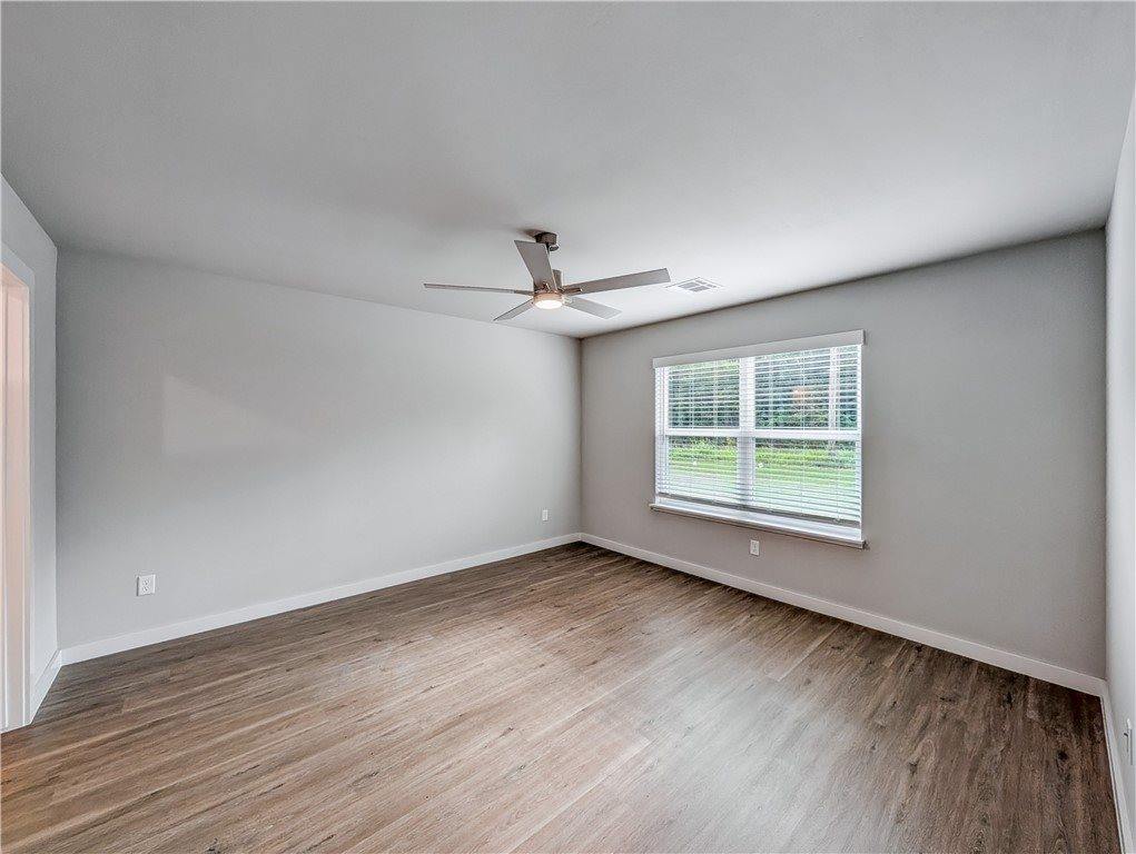 313 NW 65th Avenue, Bentonville, AR 72713