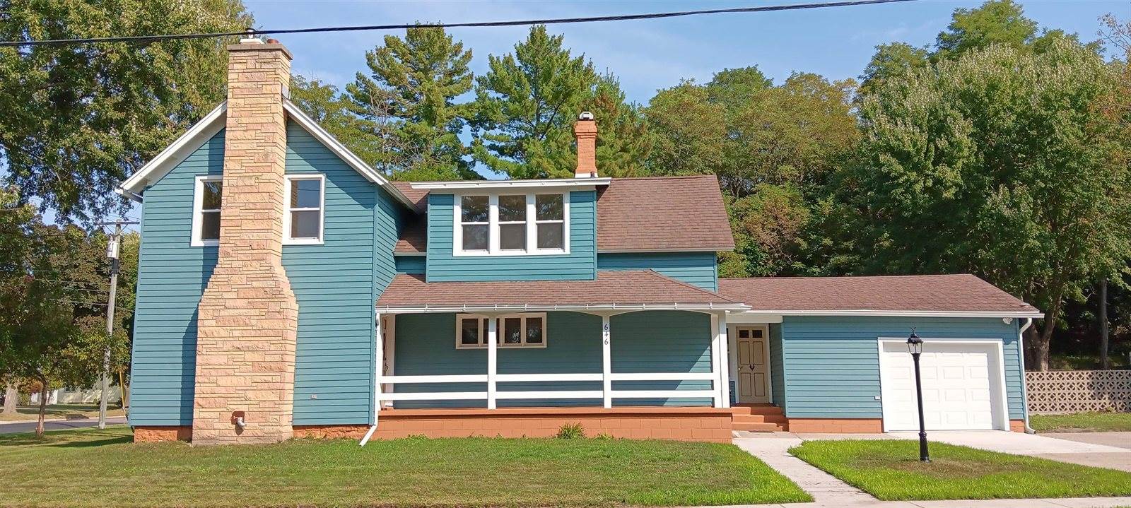 646 North Walnut, Reedsburg, WI 53959