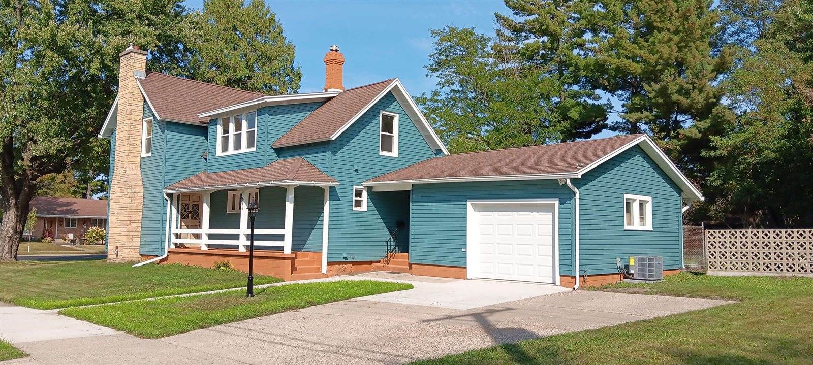 646 North Walnut, Reedsburg, WI 53959