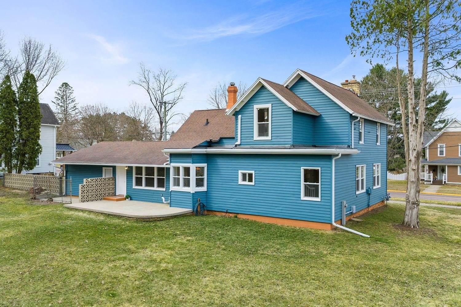 646 North Walnut, Reedsburg, WI 53959