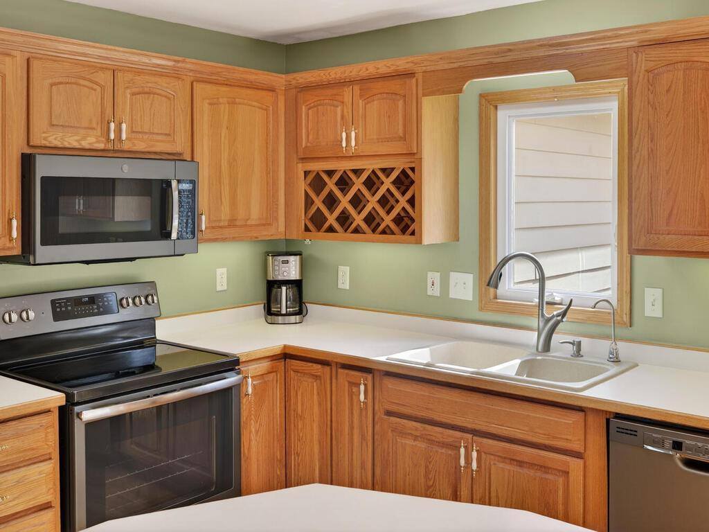 8701 Green Haven Drive, Brooklyn Park, MN 55445