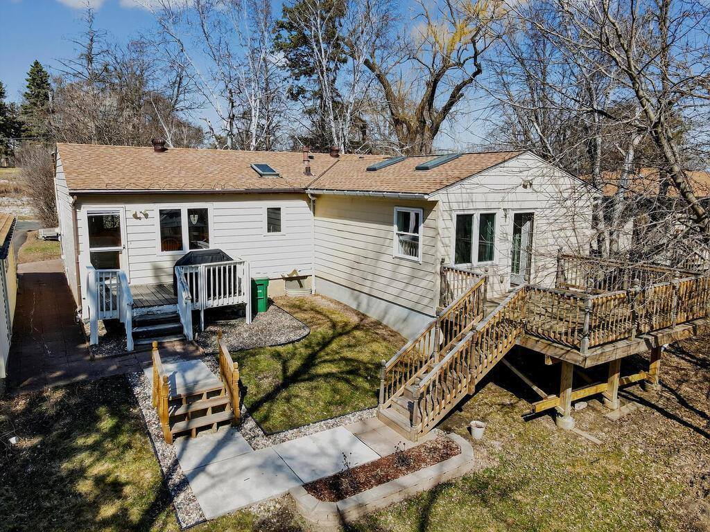 8701 Green Haven Drive, Brooklyn Park, MN 55445