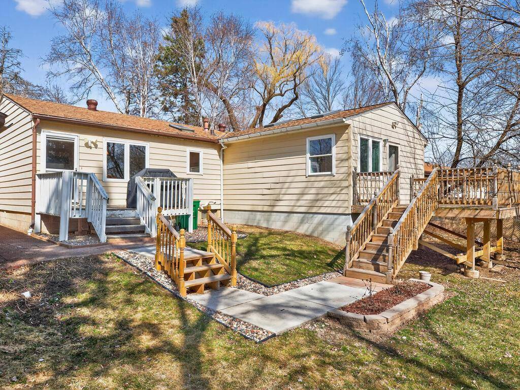 8701 Green Haven Drive, Brooklyn Park, MN 55445