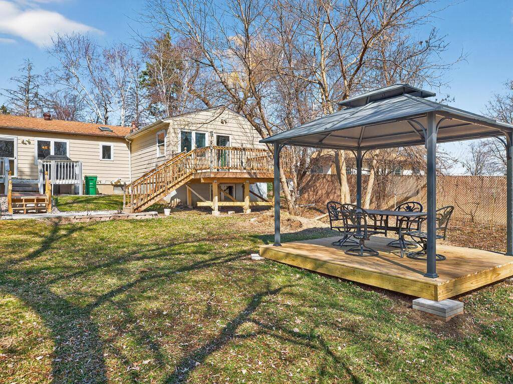 8701 Green Haven Drive, Brooklyn Park, MN 55445