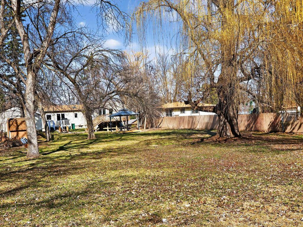 8701 Green Haven Drive, Brooklyn Park, MN 55445