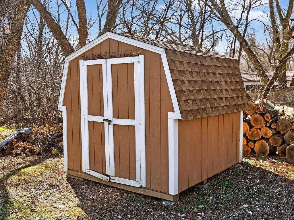 8701 Green Haven Drive, Brooklyn Park, MN 55445