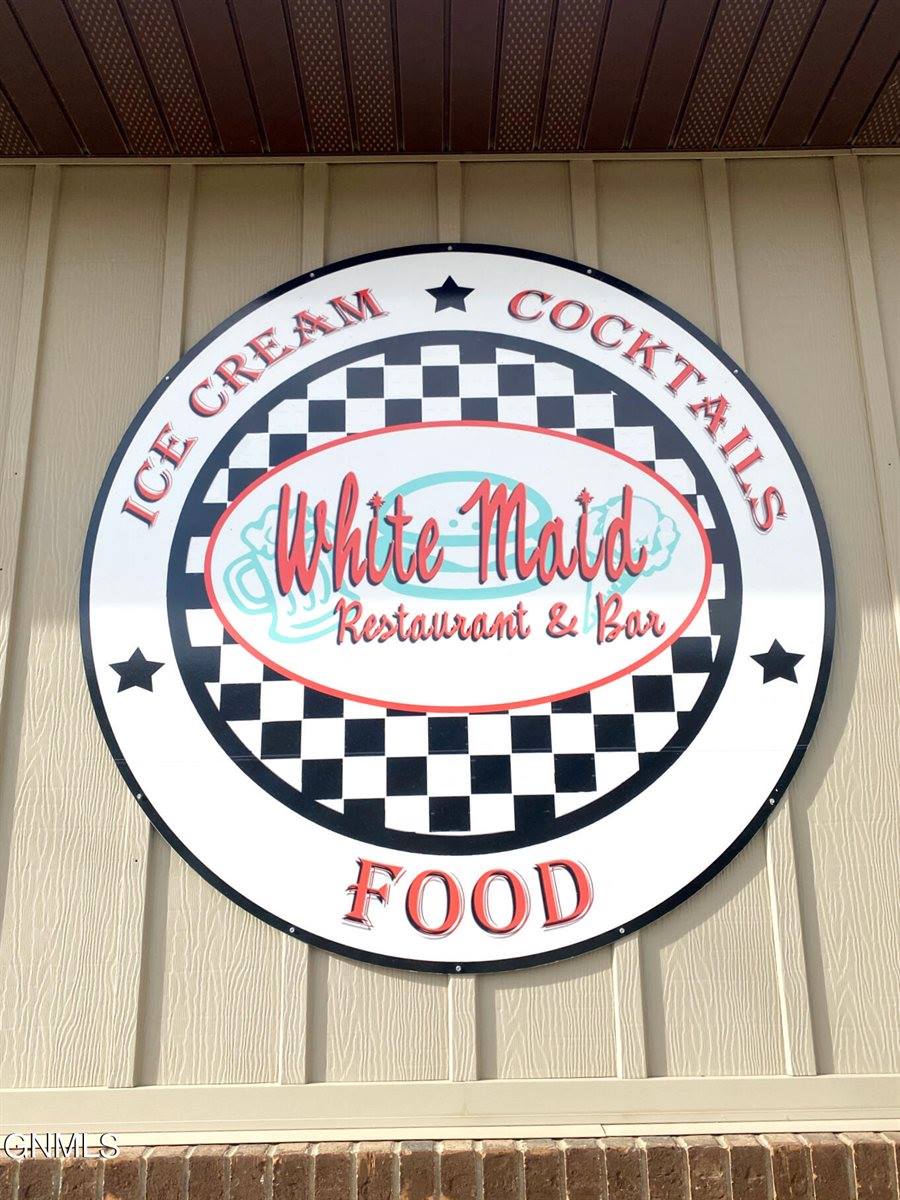 301 Main Avenue, Napoleon, ND 58561