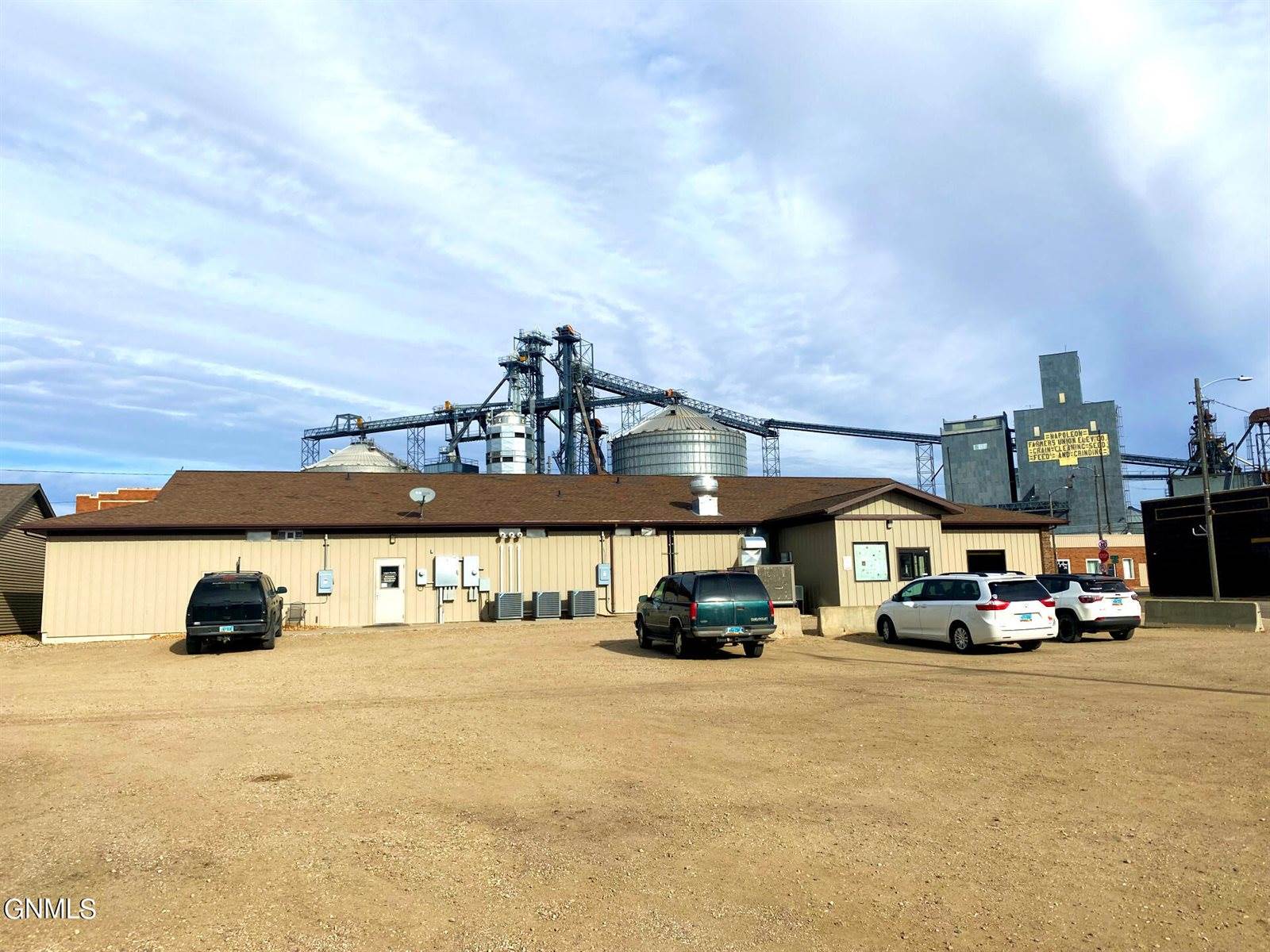 301 Main Avenue, Napoleon, ND 58561