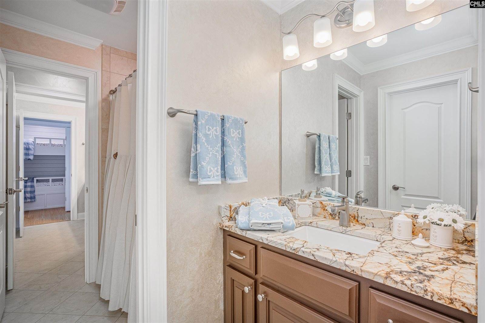 416 W Point, Gilbert, SC 29054