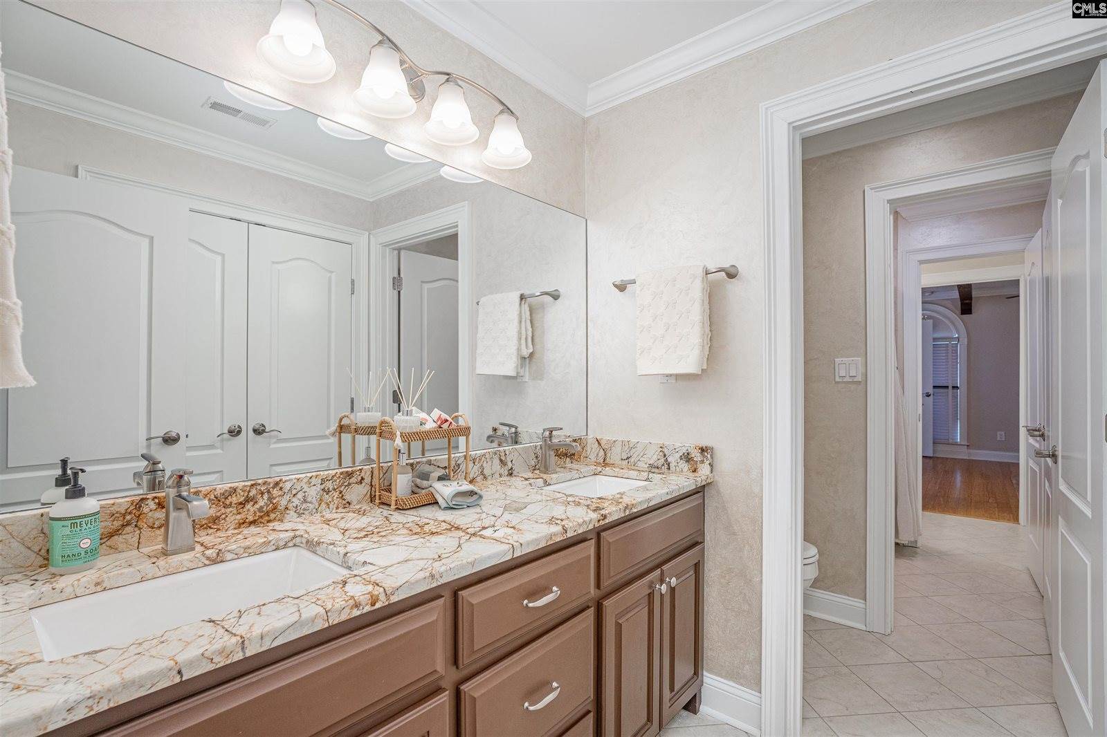 416 W Point, Gilbert, SC 29054