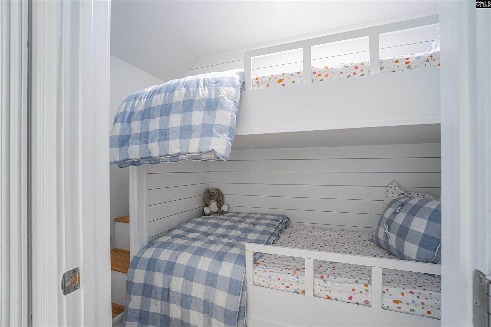 416 W Point, Gilbert, SC 29054