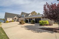 416 W Point, Gilbert, SC 29054