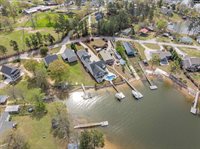 416 W Point, Gilbert, SC 29054