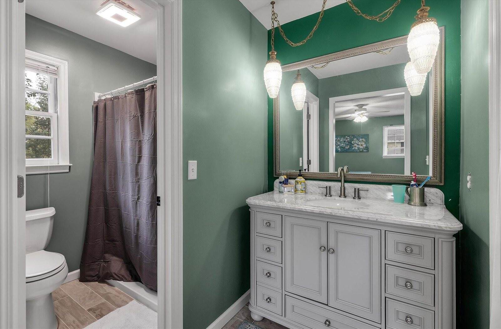 20 Lombardi Lane, Hanahan, SC 29410