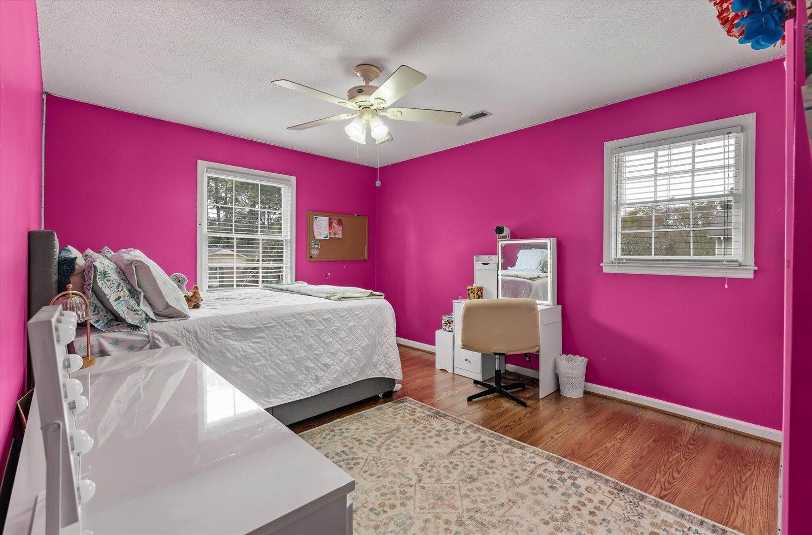 20 Lombardi Lane, Hanahan, SC 29410