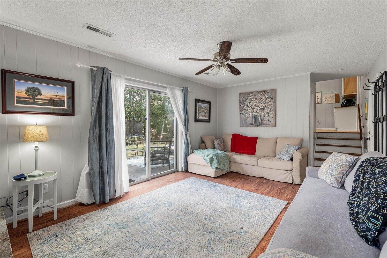 20 Lombardi Lane, Hanahan, SC 29410