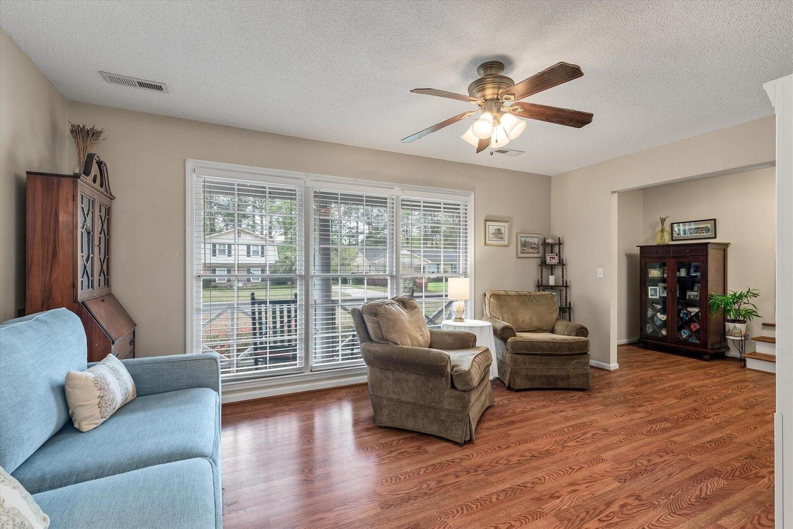 20 Lombardi Lane, Hanahan, SC 29410