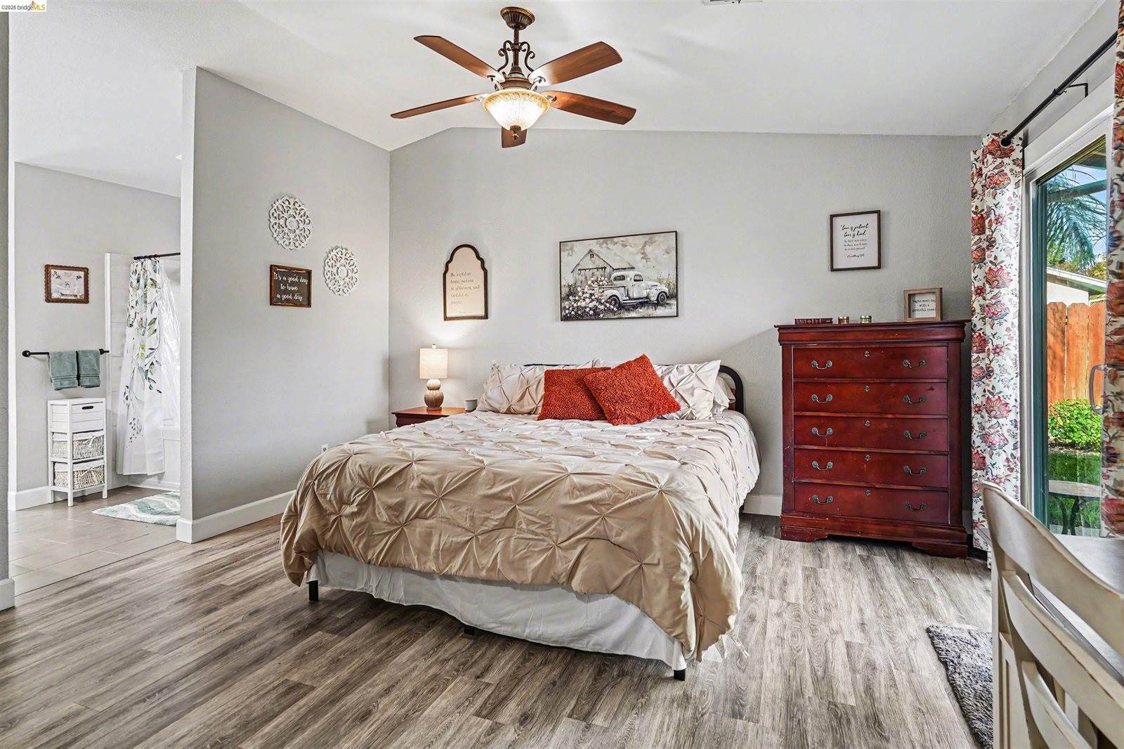 80 Mandeville Ct, Oakley, CA 94561