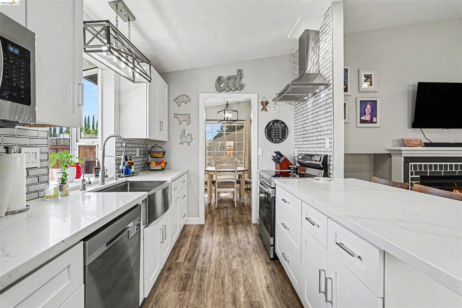 80 Mandeville Ct, Oakley, CA 94561