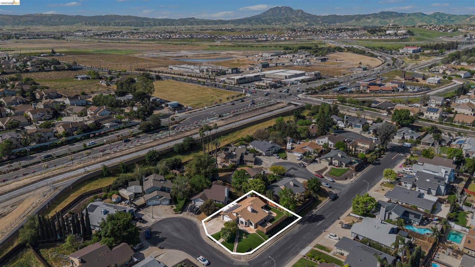 80 Mandeville Ct, Oakley, CA 94561