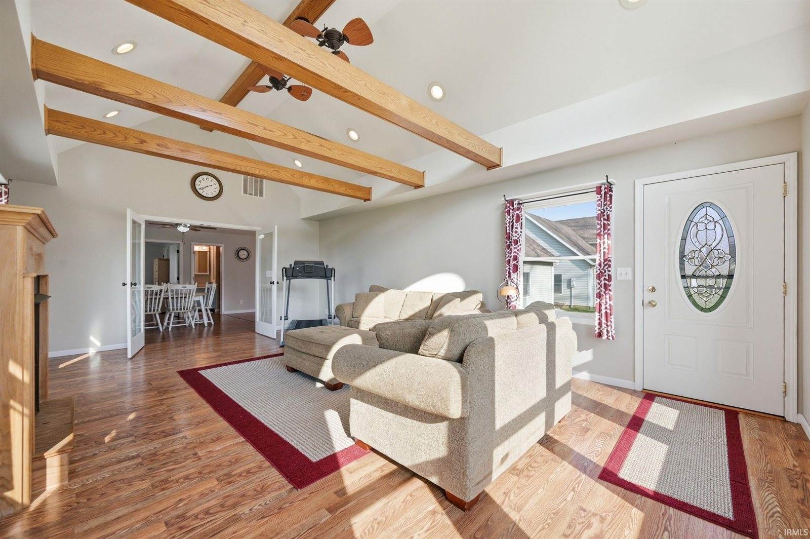 675 N Gillcrest Drive, Albany, IN 47320