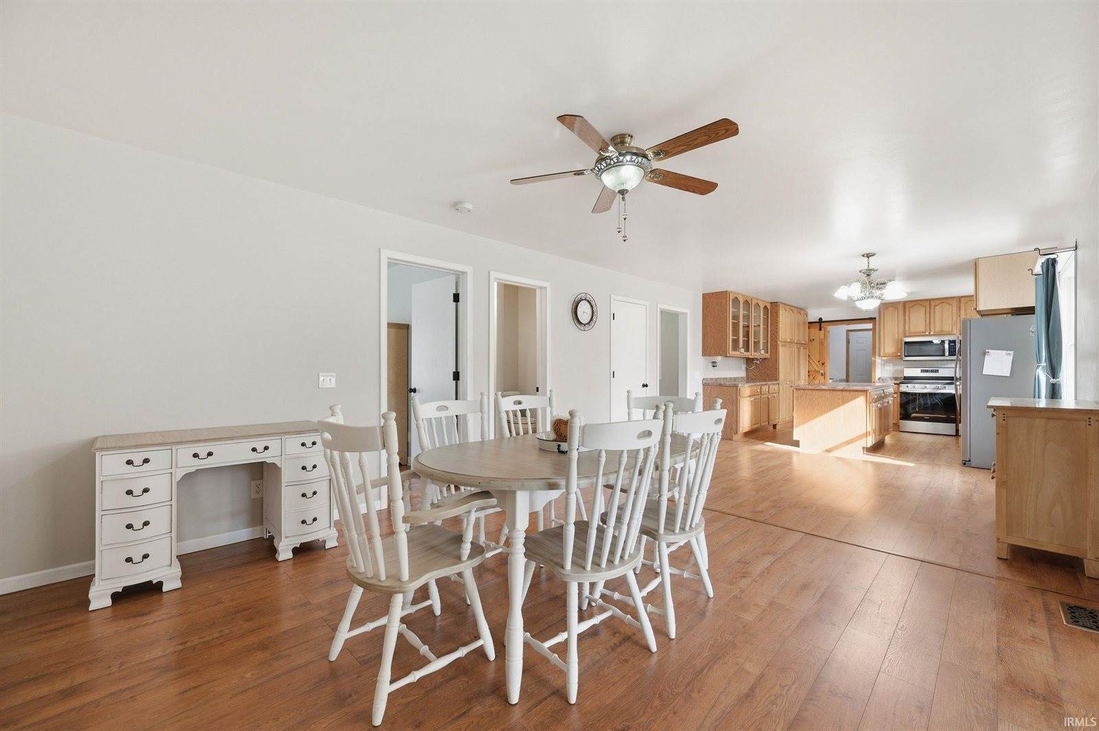 675 N Gillcrest Drive, Albany, IN 47320