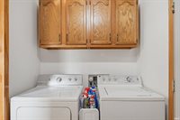 675 N Gillcrest Drive, Albany, IN 47320