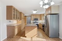 675 N Gillcrest Drive, Albany, IN 47320