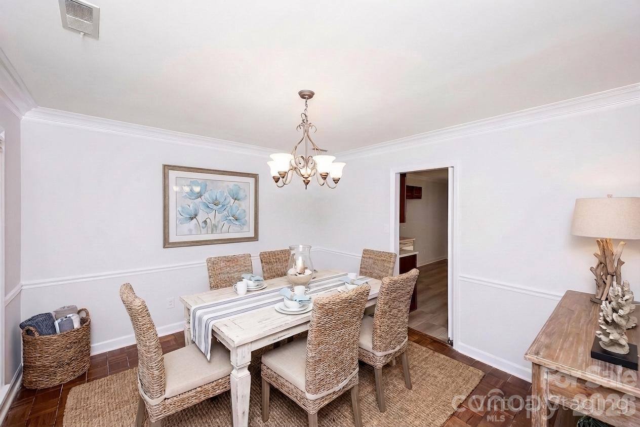 4248 Woodglen Lane, Charlotte, NC 28226