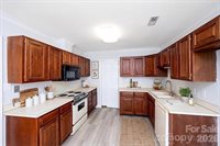 4248 Woodglen Lane, Charlotte, NC 28226