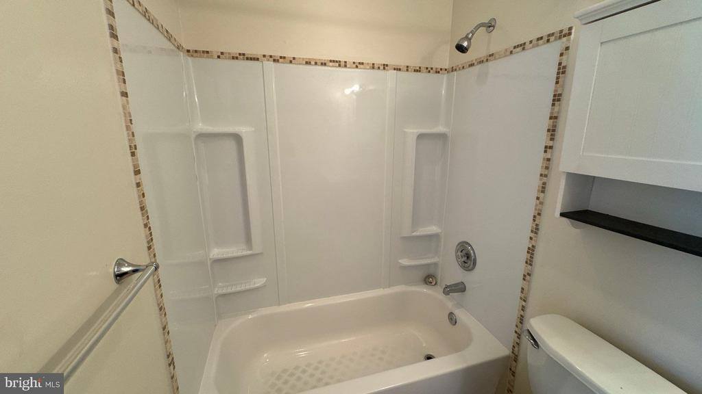 5701 Rowanberry Drive, #107, Elkridge, MD 21075