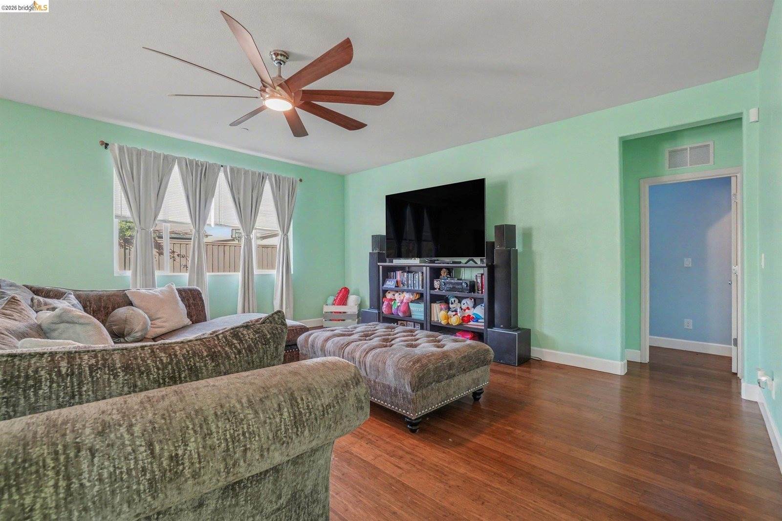 618 Poplar Ct, Oakley, CA 94561