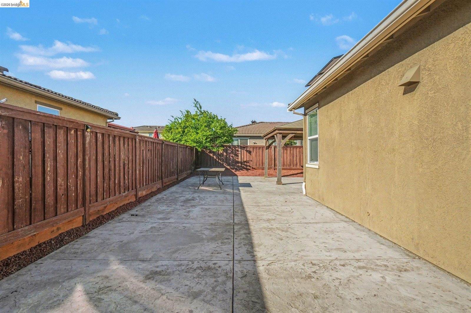 618 Poplar Ct, Oakley, CA 94561