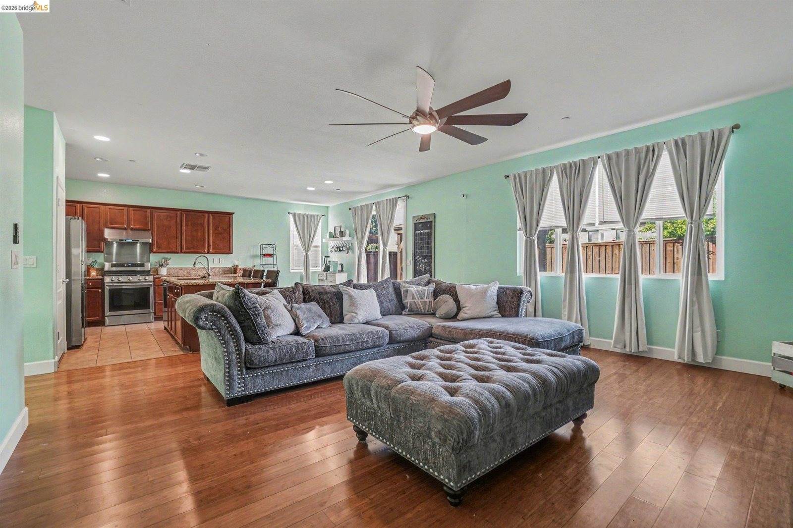 618 Poplar Ct, Oakley, CA 94561