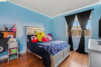 618 Poplar Ct, Oakley, CA 94561