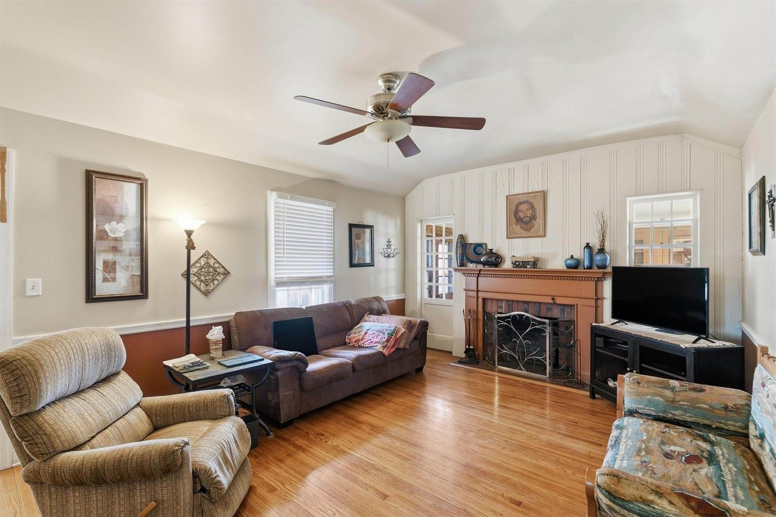 2317 17th Street, Rock Island, IL 61201