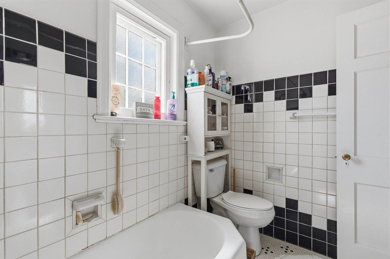 2317 17th Street, Rock Island, IL 61201