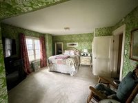 629 3rd St SE, Minot, ND 58701