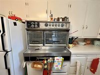 629 3rd St SE, Minot, ND 58701