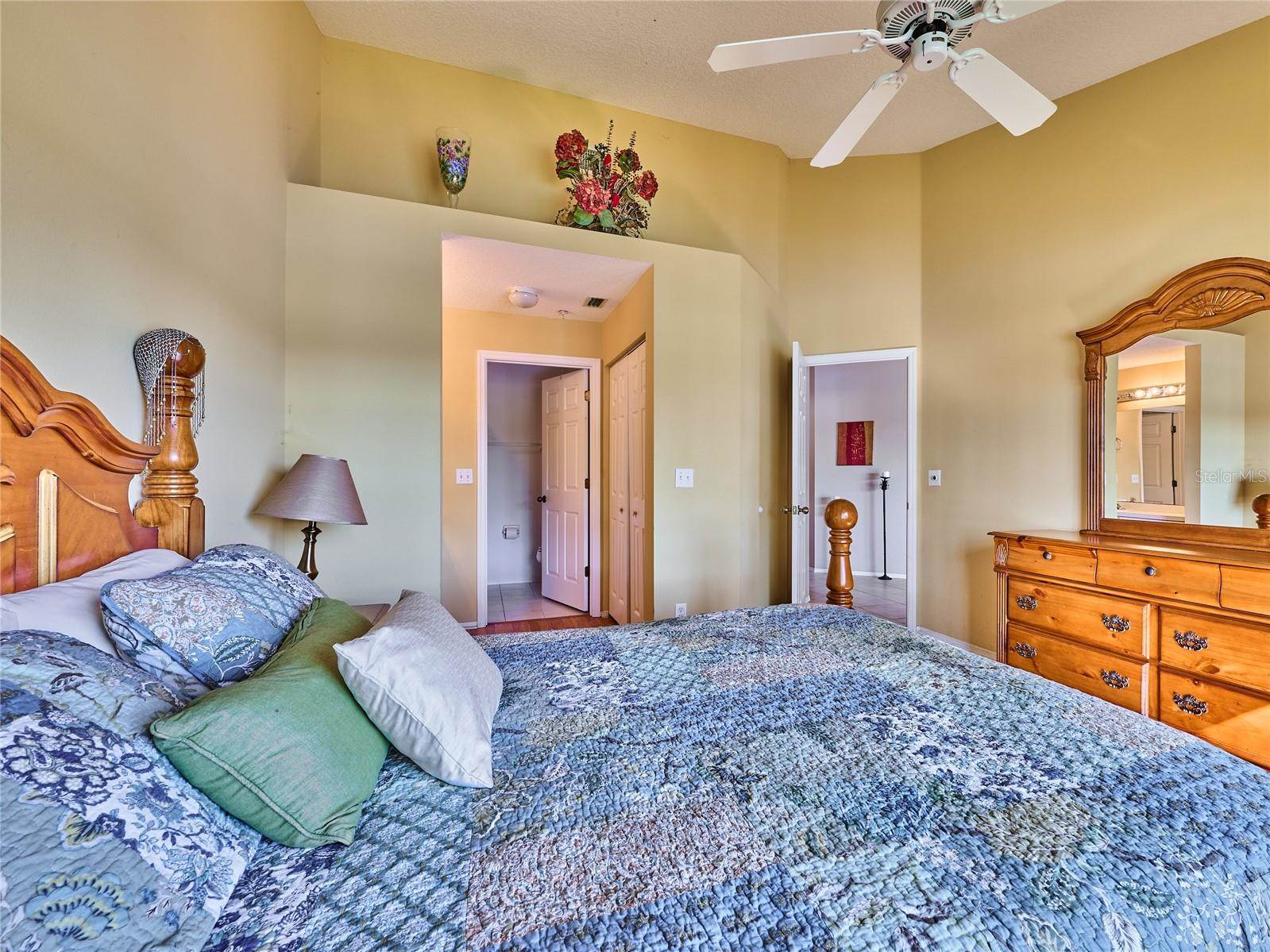 5523 Fair Oaks Street, Bradenton, FL 34203