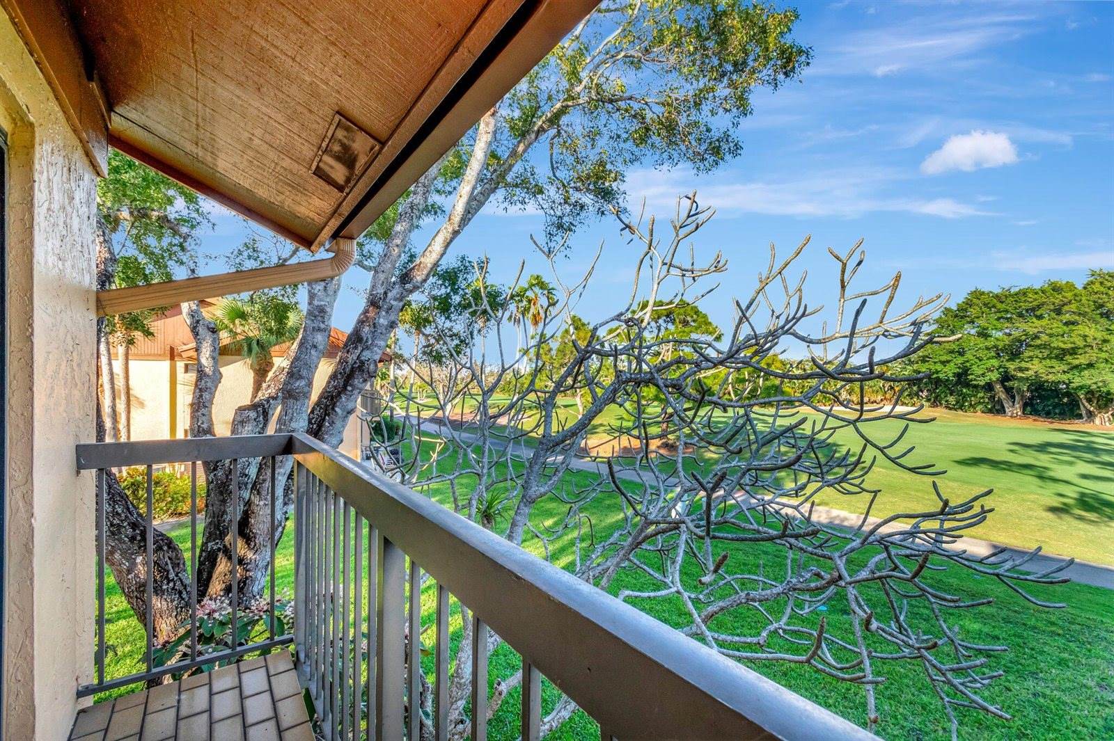 5334 Fountains Drive South, Greenacres, FL 33467