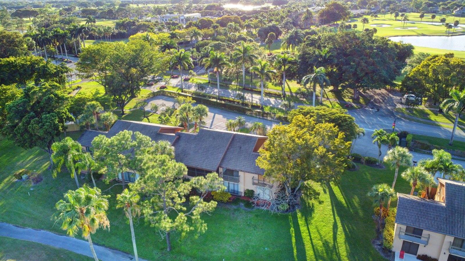 5334 Fountains Drive South, Greenacres, FL 33467