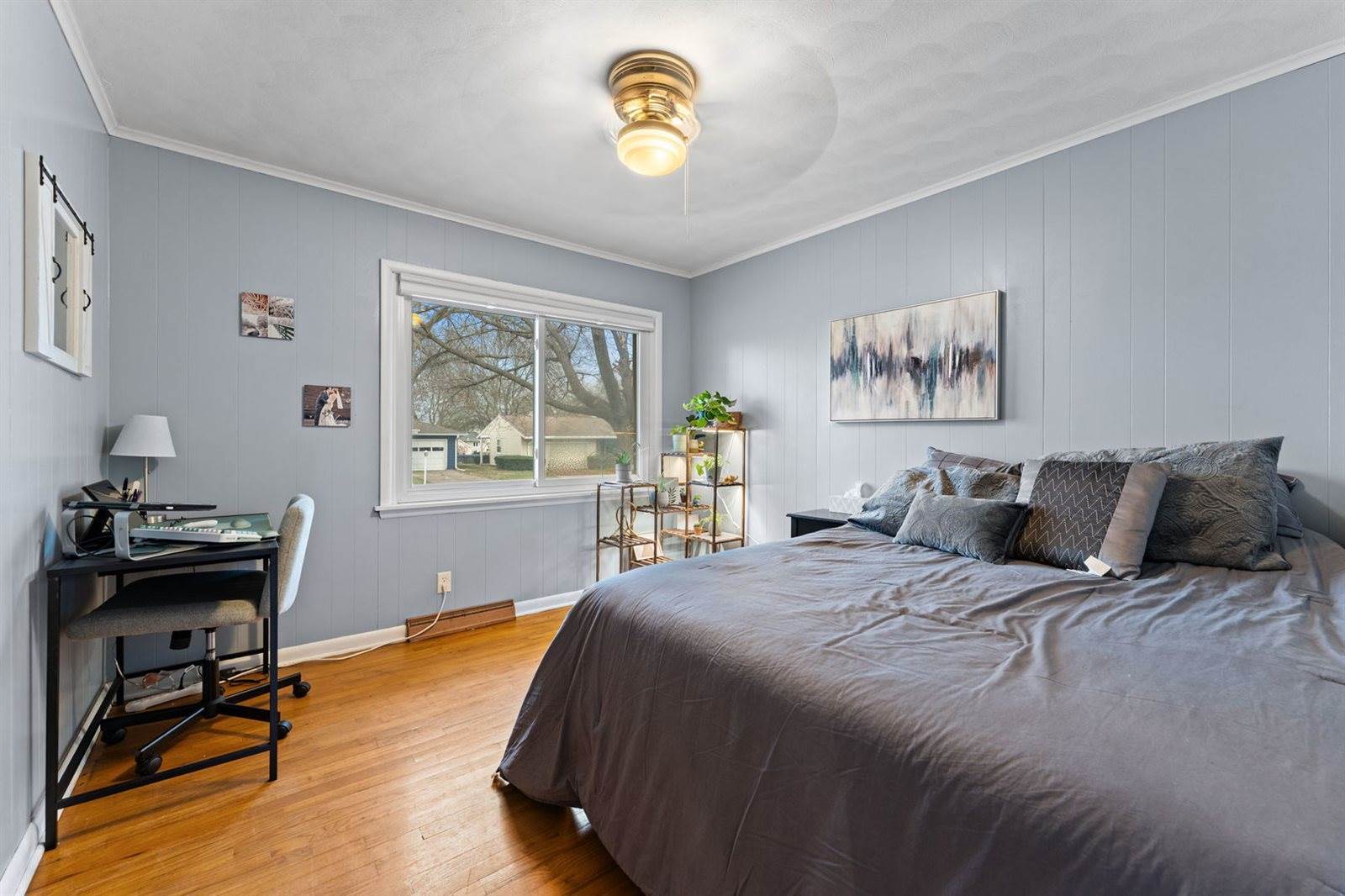 2654 Fillmore Lane, Davenport, IA 52804