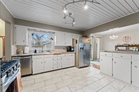 2654 Fillmore Lane, Davenport, IA 52804