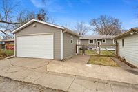 2654 Fillmore Lane, Davenport, IA 52804