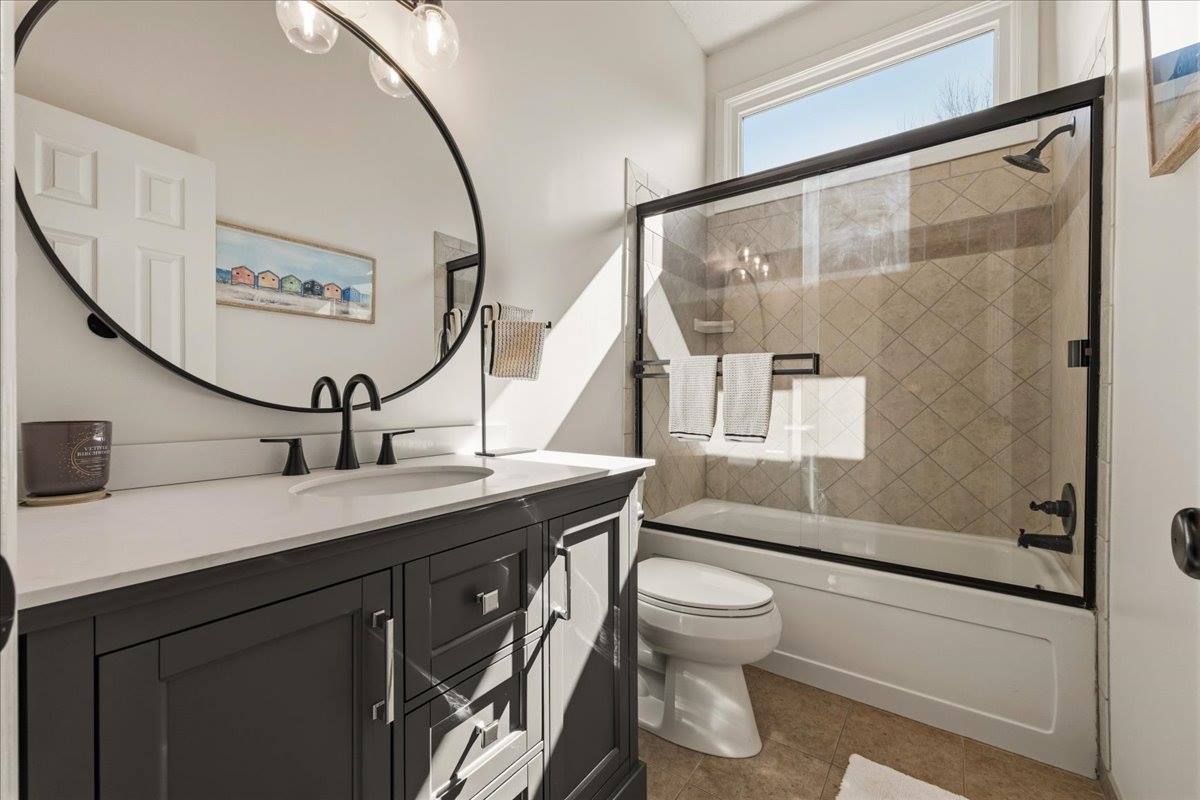 13653 129th St, Olathe, KS 66062